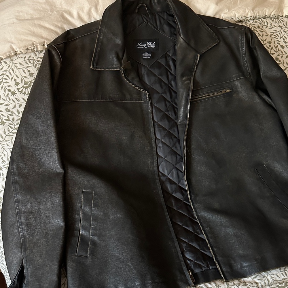 Men's Black Leather Bomber Jacket